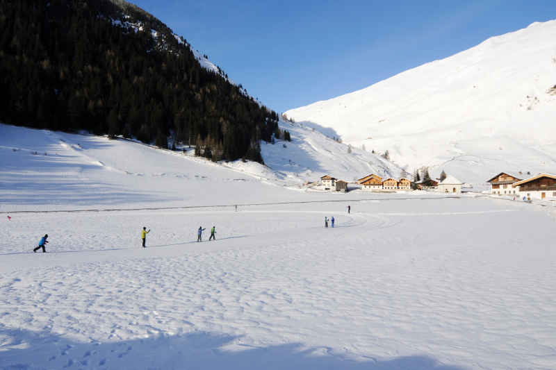 000_lbauernhof_sarntal_271210_129_24x36_001_20121015_1525262224